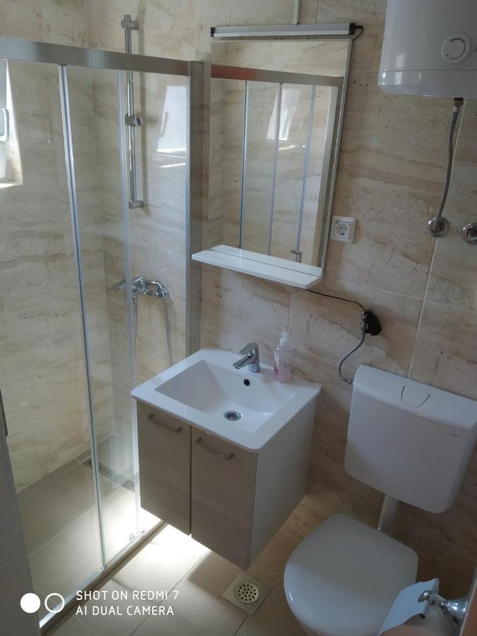 Apartmani Glavina 자오스트로그 외부 사진