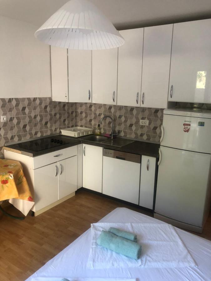 Apartmani Glavina 자오스트로그 외부 사진