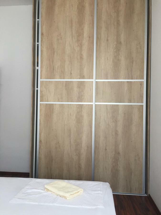 Apartmani Glavina 자오스트로그 외부 사진